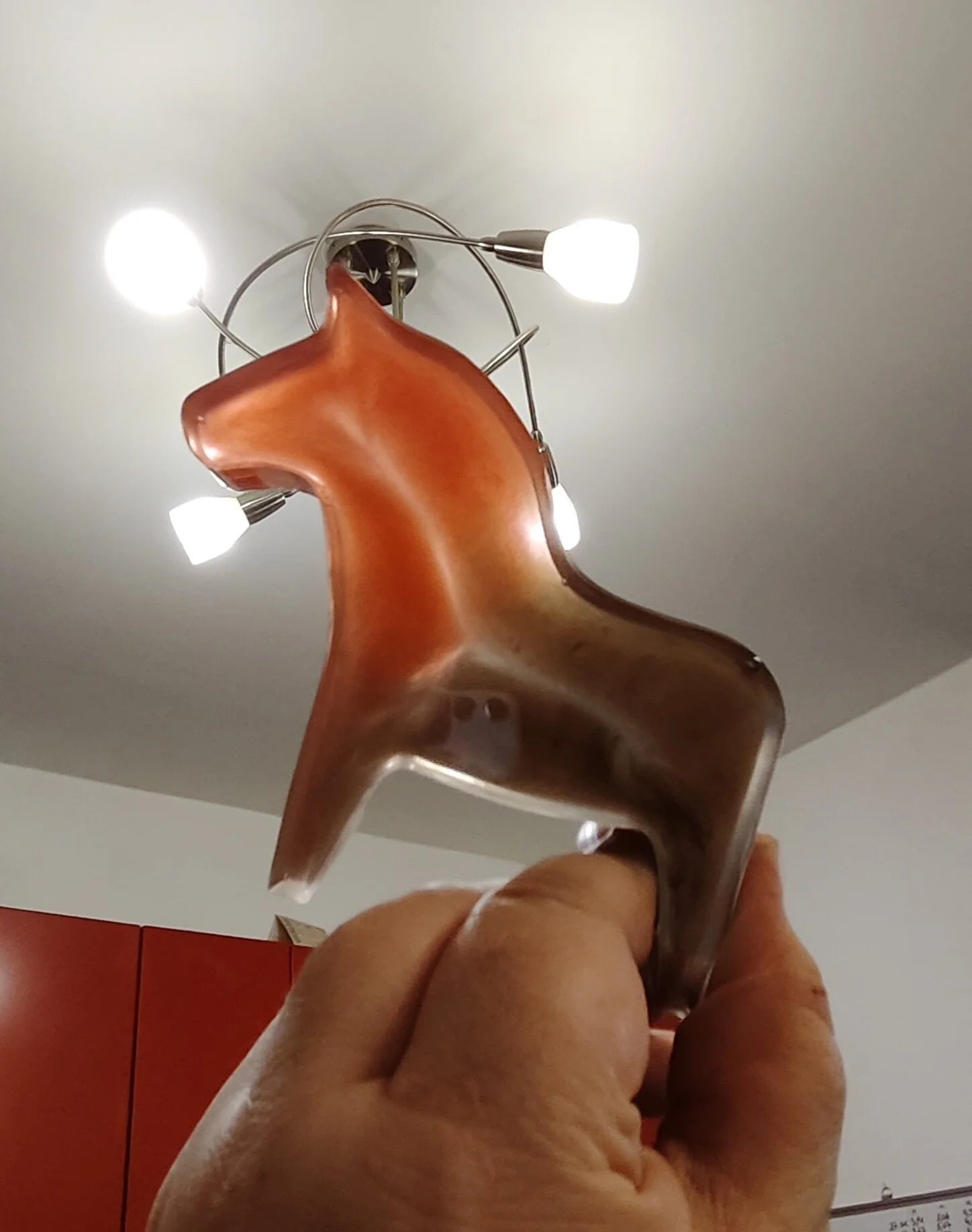 Scandinavian decoration made of epoxy resin – Dala horses lovingly handcrafted