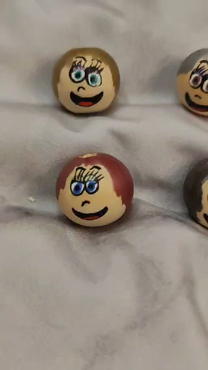 👑 4er-Set „Metallic Ladies“ – glänzende Charakterköpfchen mit Stil