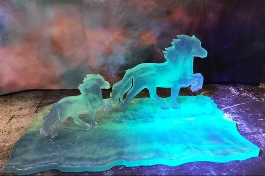 2er Set Eisnacht-Tölter – UV-leuchtende Islandpferde-Deko