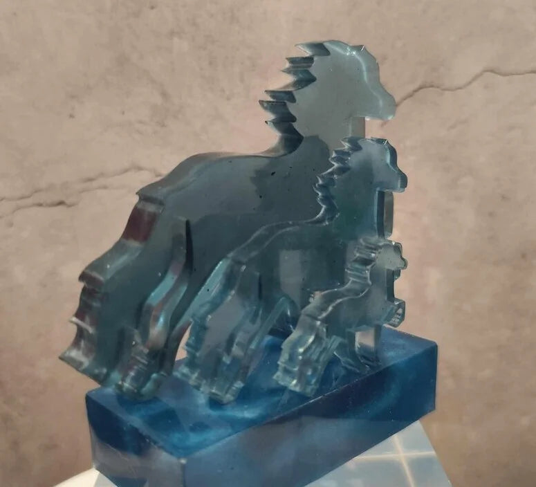 Mini Tölter family in blue – 3 Icelandic horses in compact format